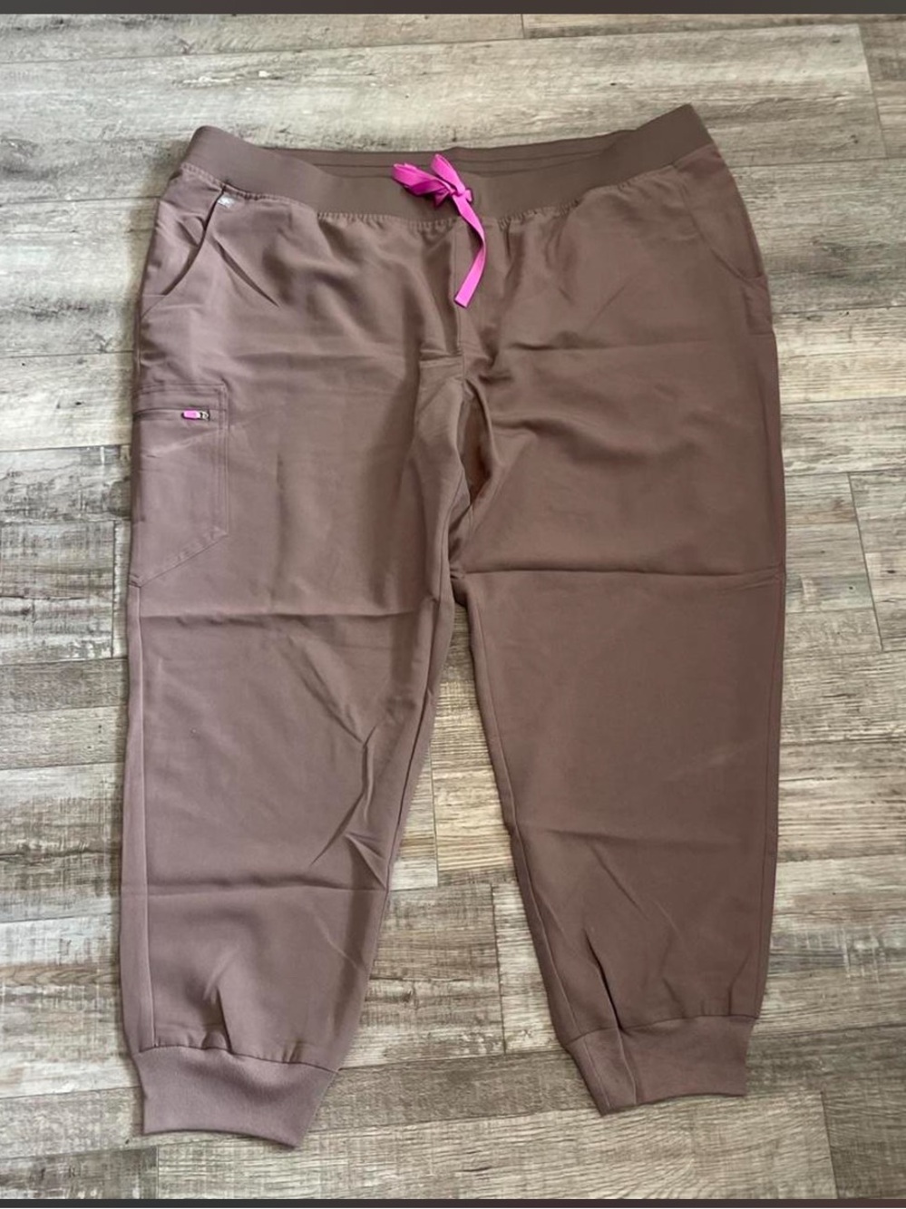Figs Brown Jogger Bottoms with Pink Drawstring